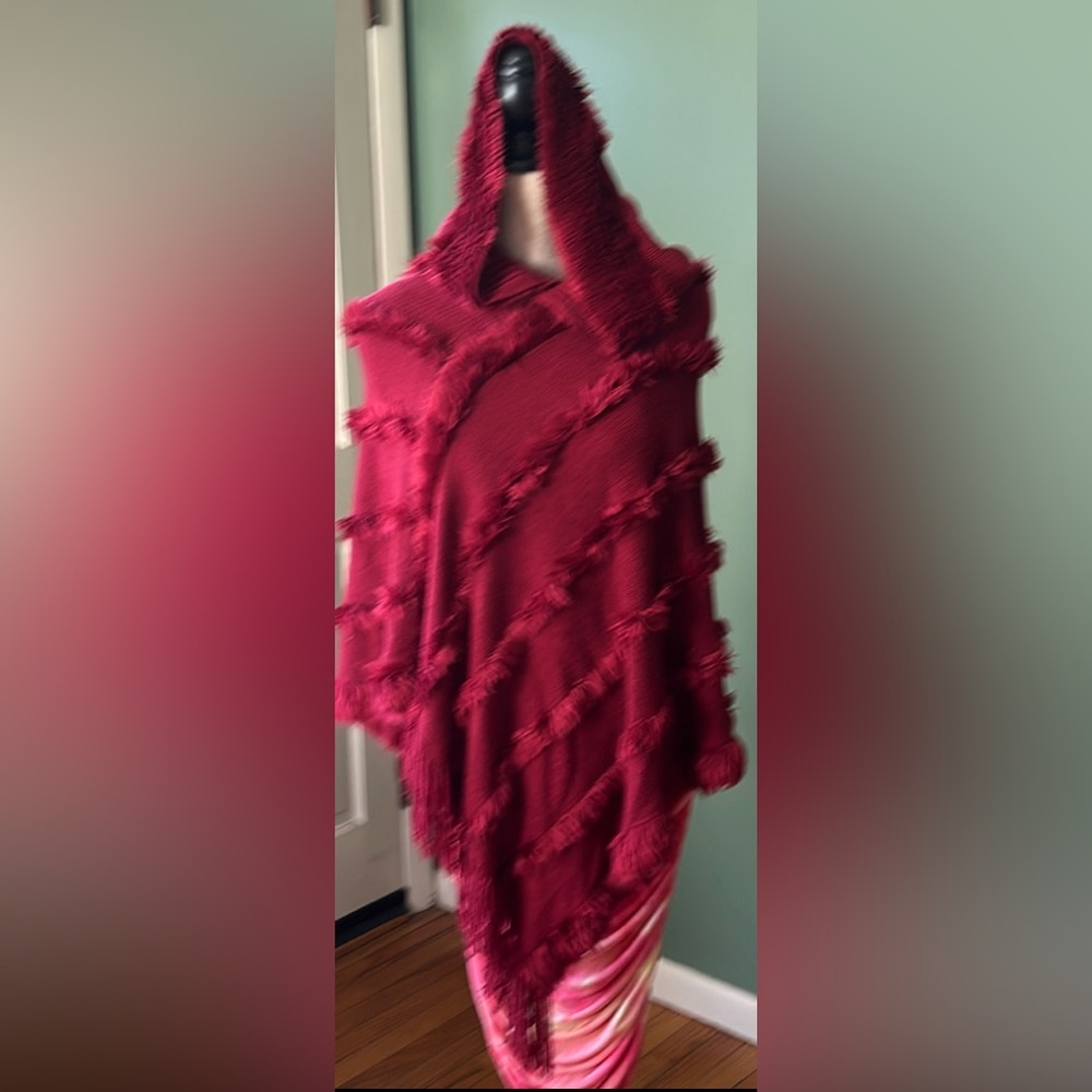 Women new knit cozy fuzzy fringe hooded beautiful versatile travel red poncho OS